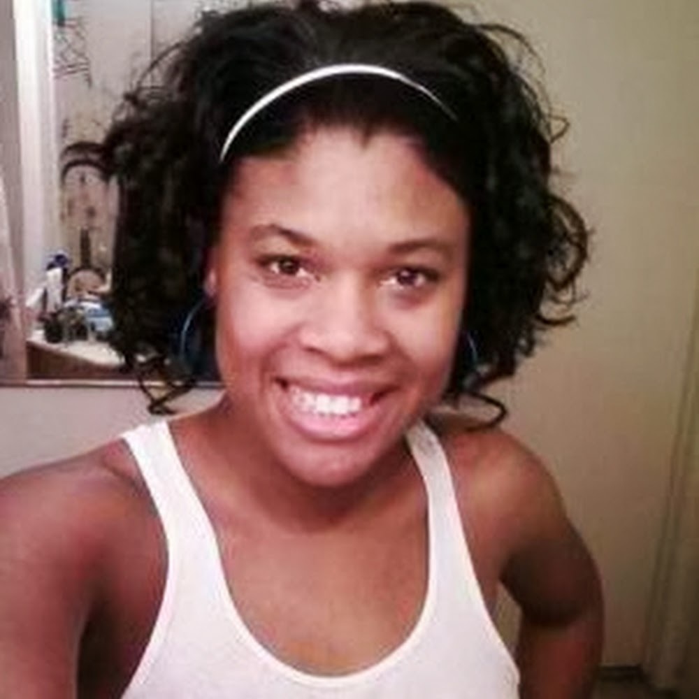Meet your Posher, Makeda